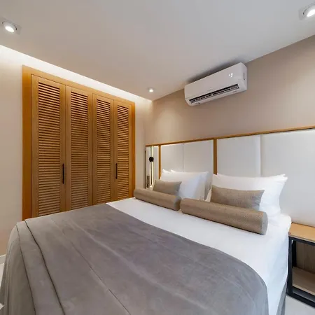 Apartahotel Helis Premium
